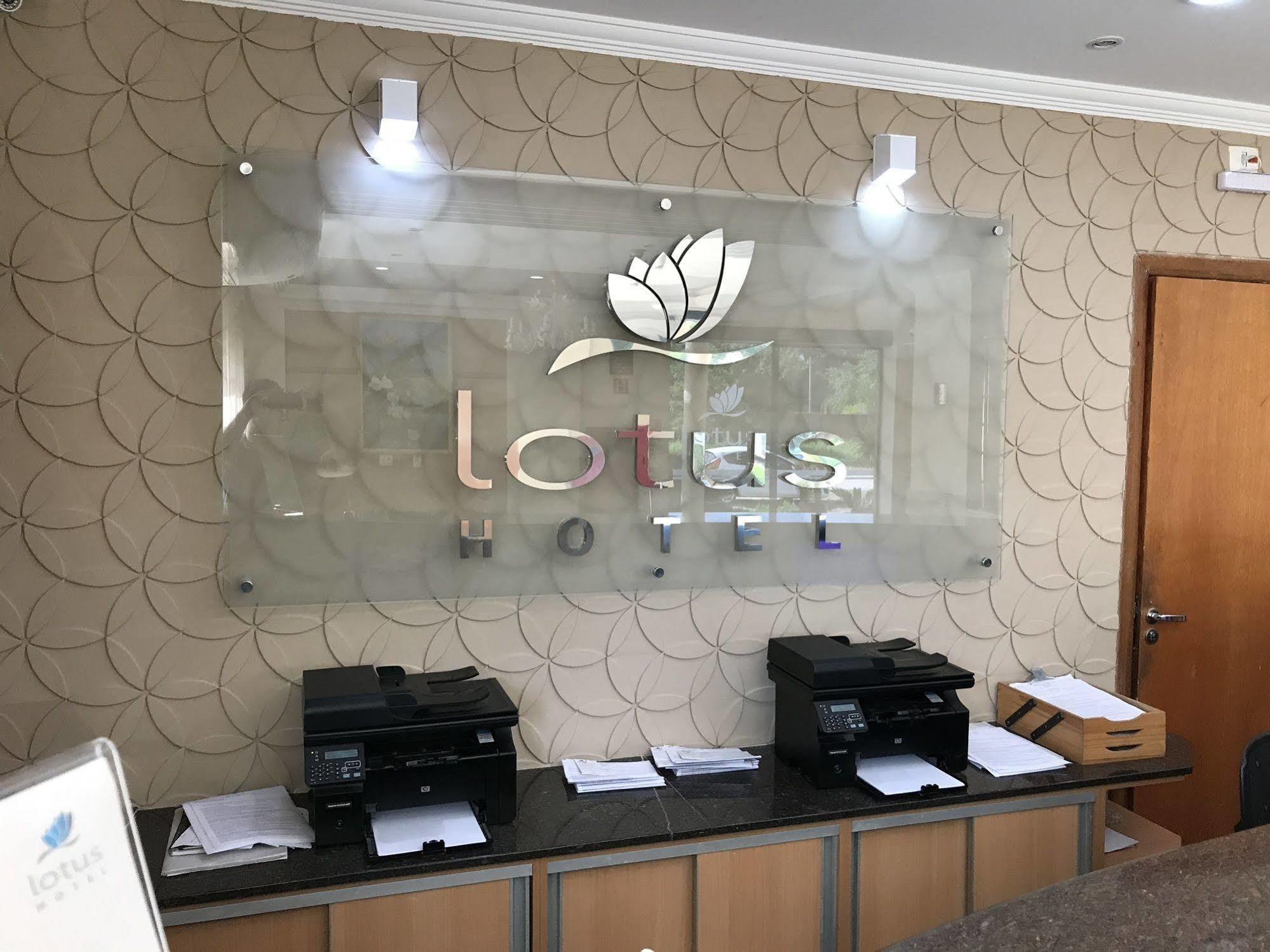 Lotus Hotel - A 6 Km Do Santuario De Aparecida-Sp Guaratingueta Exterior photo